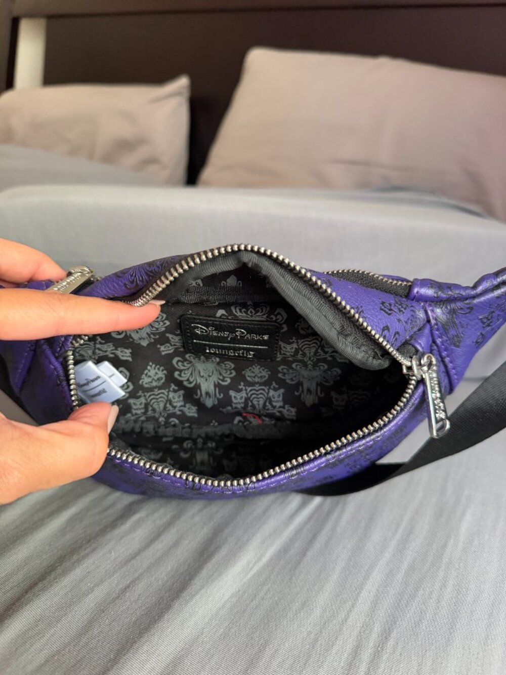 Haunted Mansion Loungefly Fanny Pack - Picture 5 of 7